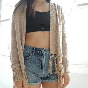Beige high-low cardigan with fringes